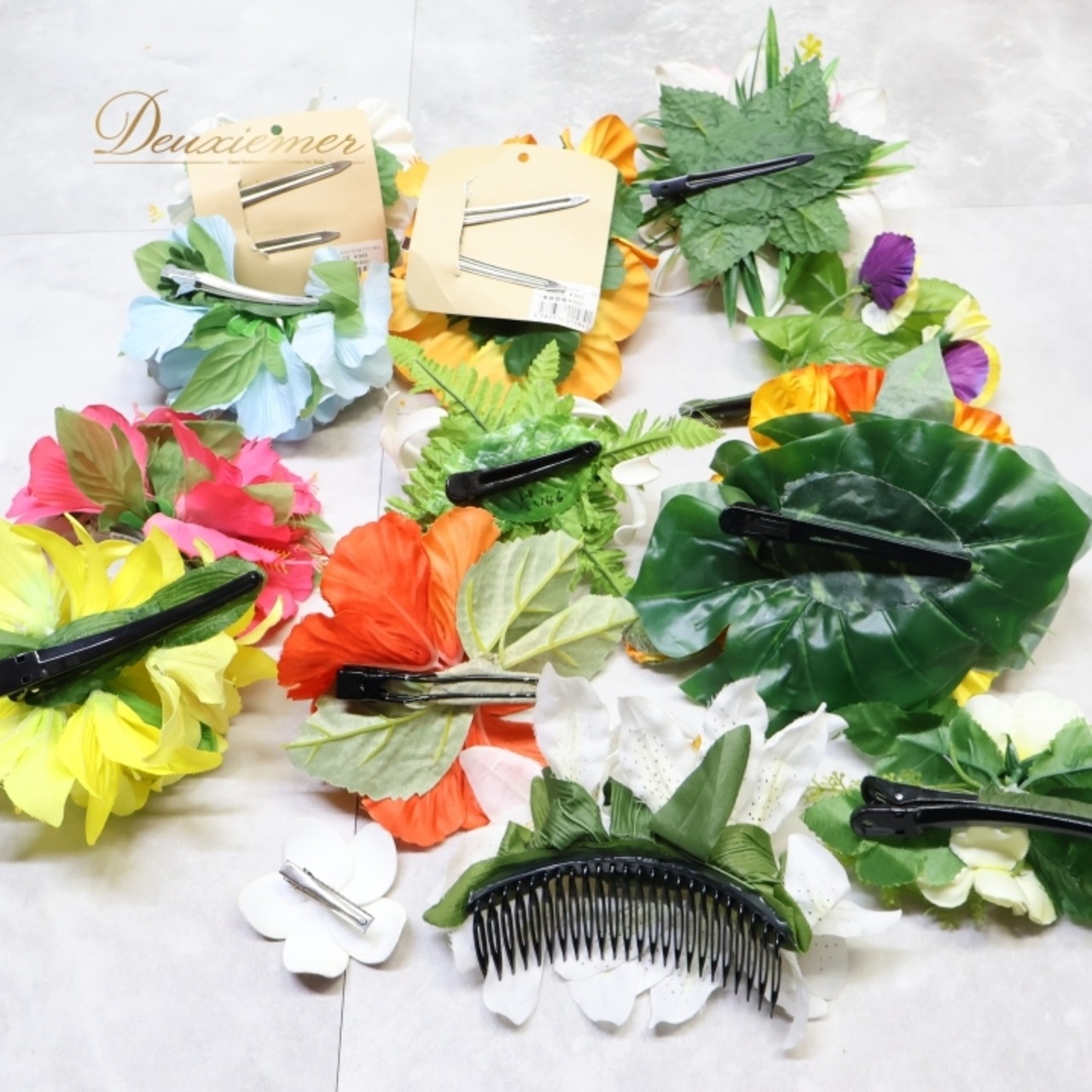 フラダンス 小物 まとめ売り 70点以上 セット レイ フラワーレイ クウペエ ネックレス シェルレイ ククイ パウケース 赤 白 黄 緑 ピンク カラフル アクセサリー ヘアクリップ ヘアアクセサリー タヒチアン ホワイト系 グリーン系 レッド系 イエロー系