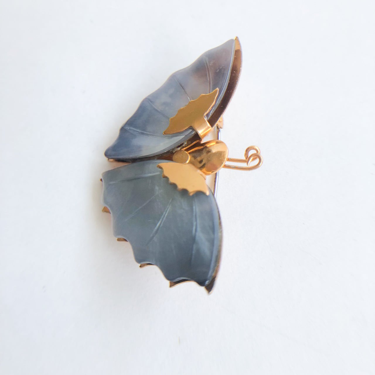 shell butterfly brooch[b-383] ヴィンテージブローチ | LEO VINTAGE