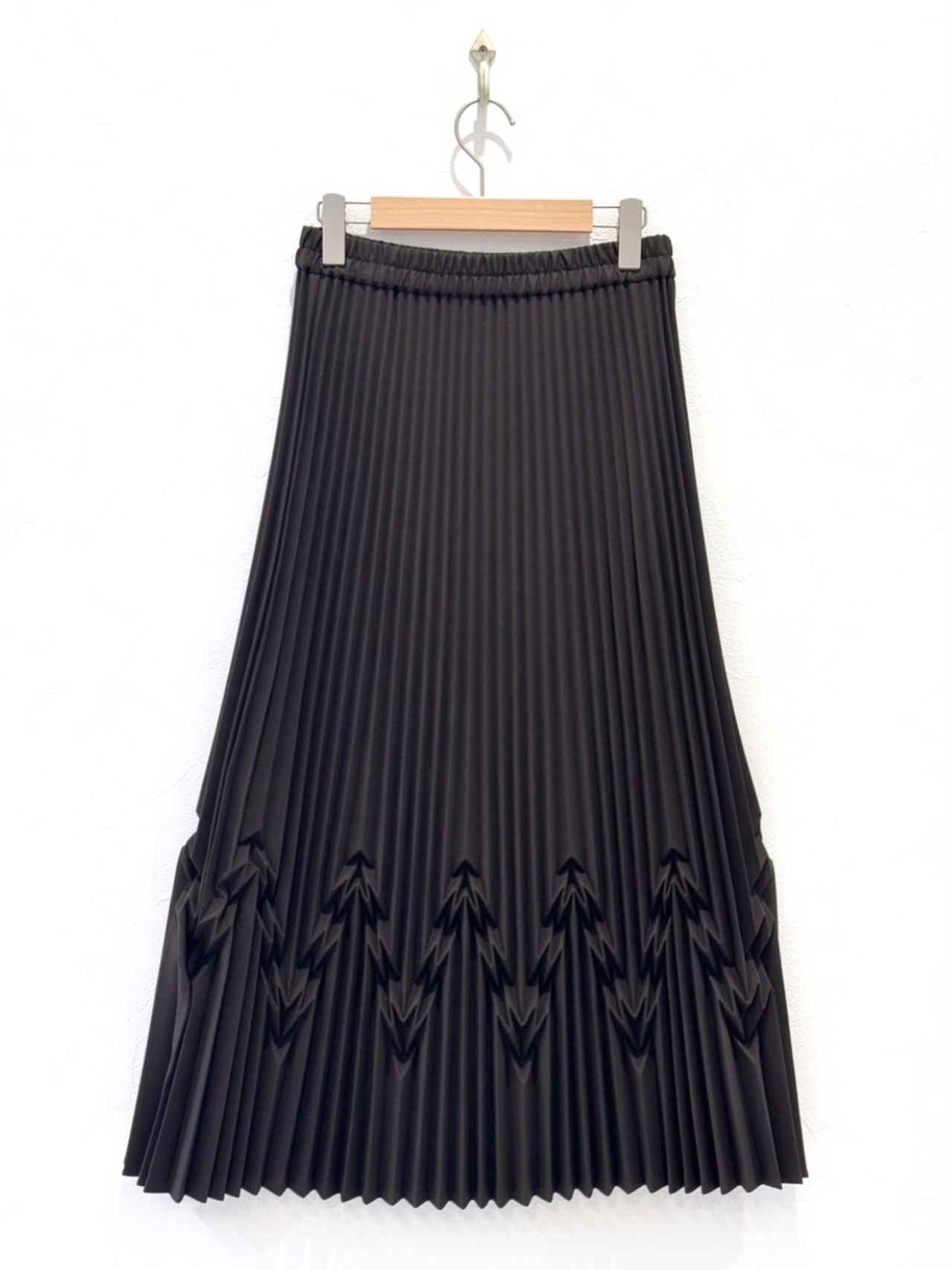 幾何柄プリーツスカート