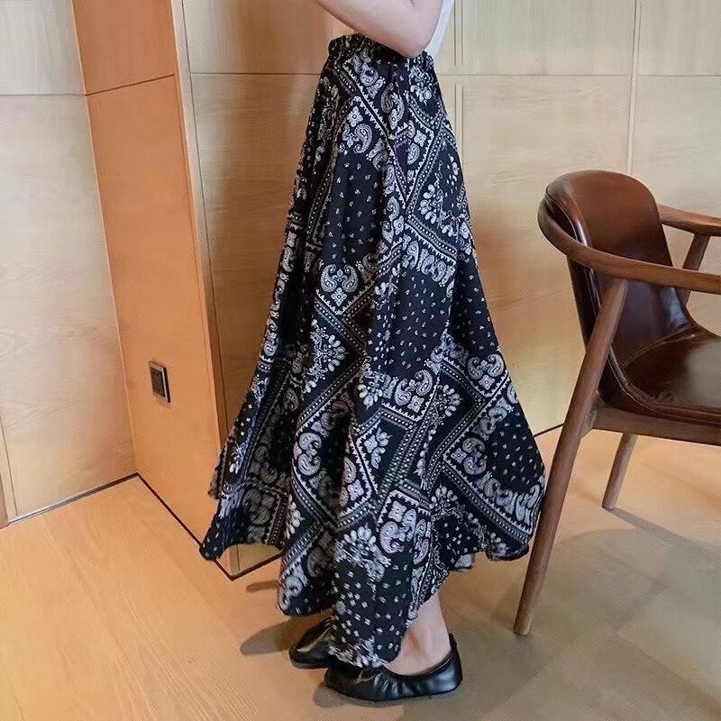 スカーフ柄ロングスカート　AJ111394-5009