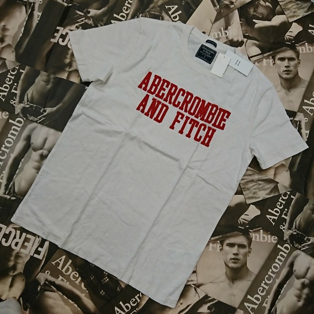 Abercrombie&FitchメンズＴシャツＳサイズ