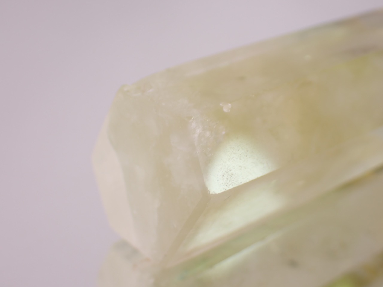 レモンクォーツ　オベリスク/シングルポイント　45.7g　[D2-12]