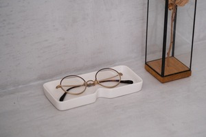 GLASSES TRAY