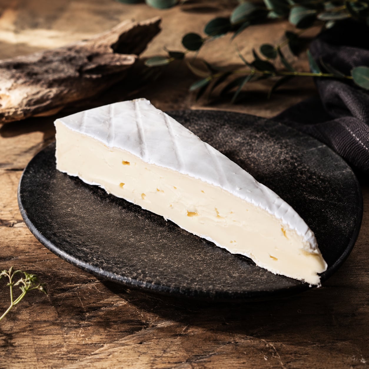 フランス産 ブリー チーズ 100g|ル ルスティックの深みあるクリーミーさ|ワインと相性のよい柔らかな白カビタイプ|French Brie Le Rustique【Nature Kiosk】