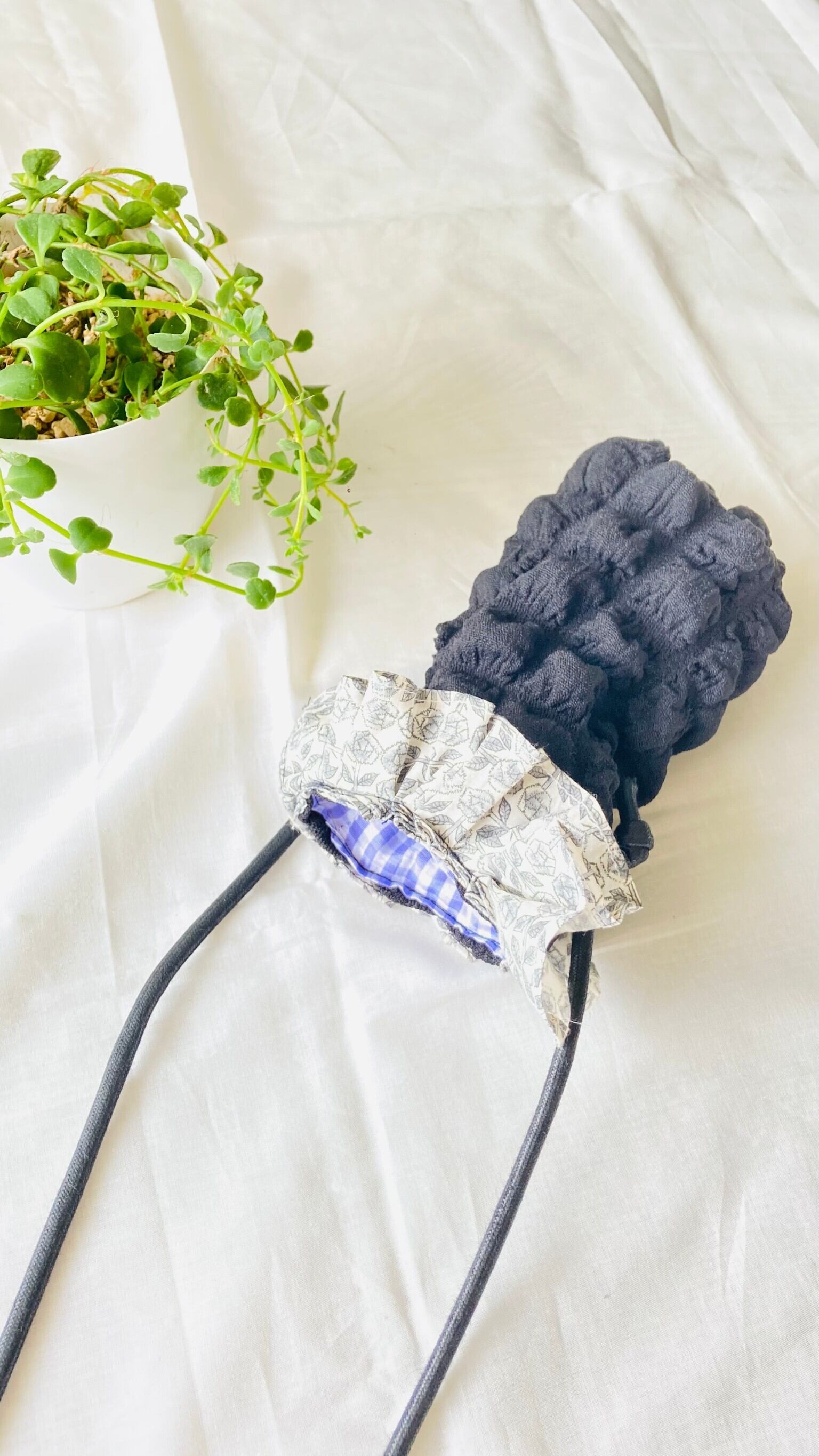 スマホケース ショルダー付きポップコーン生地とリバティ