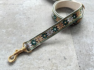 リード Flower beige green