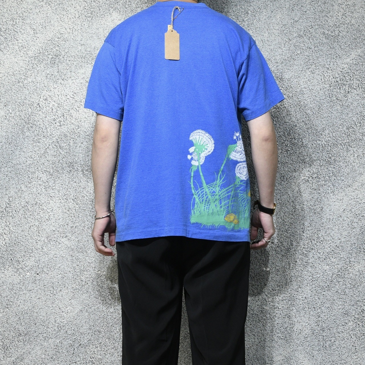 92's AmeriFlora Dandelion print tee