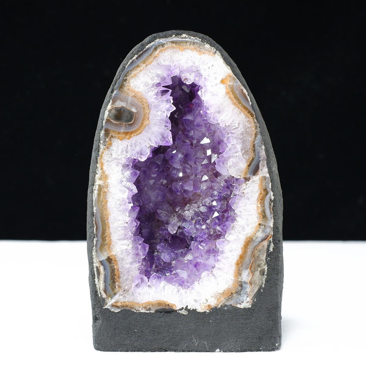 1.5Kg アメジストドーム ウルグアイ産 アメジスト ドーム 原石 ジオード カペーラ 一点物174-2296