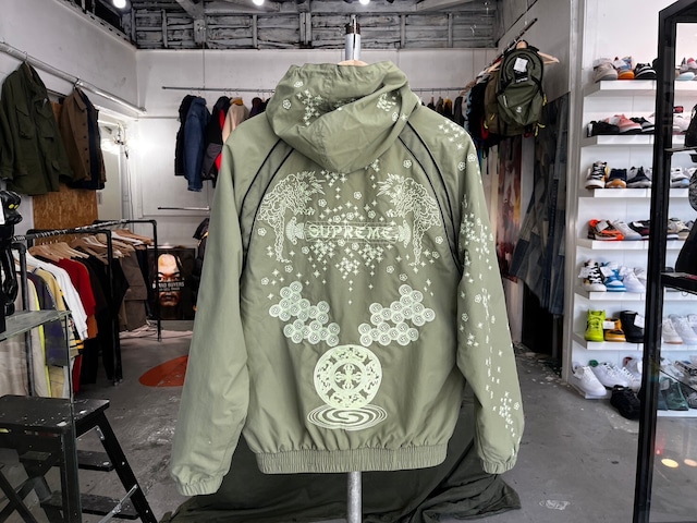 Supreme AOI GLOW-IN-THE-DARK TRACK JACKET OLIVE SMALL 37568