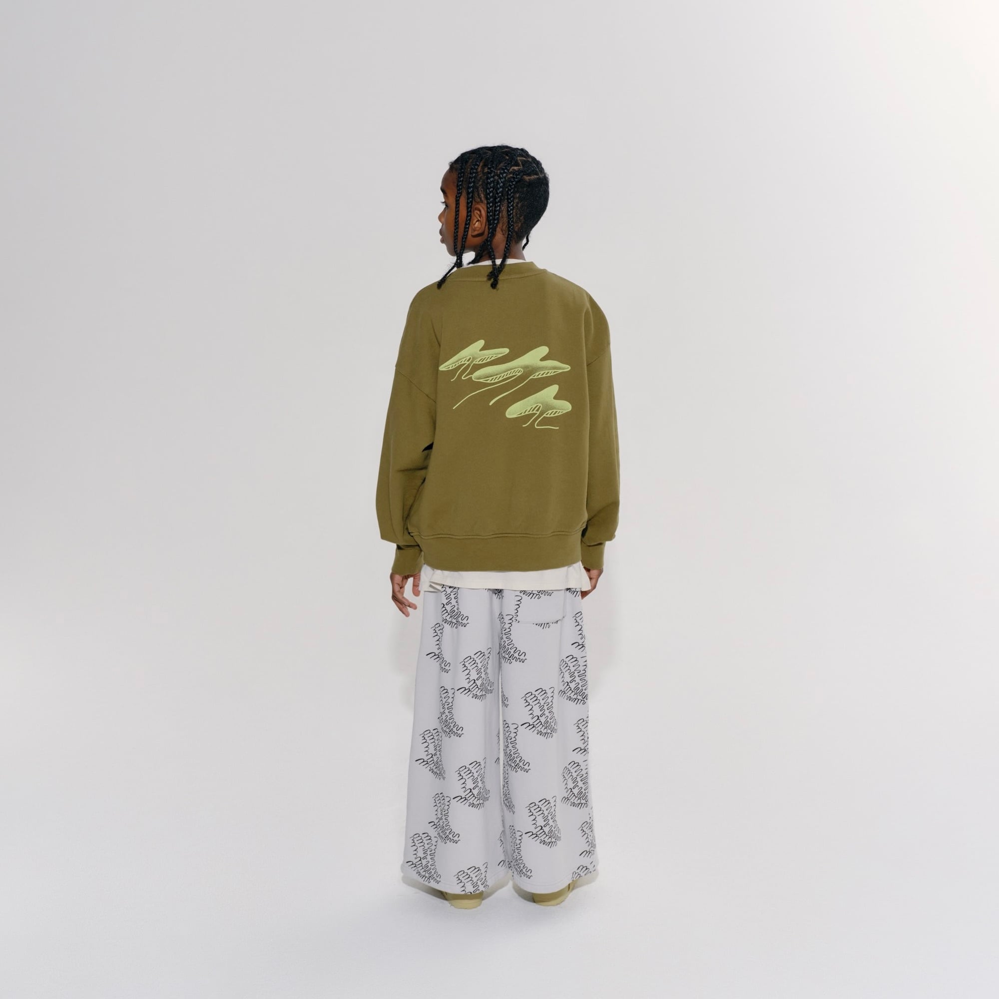 main story 2024AW》Bubble Sweatshirt / Tapenade | cirkel mote