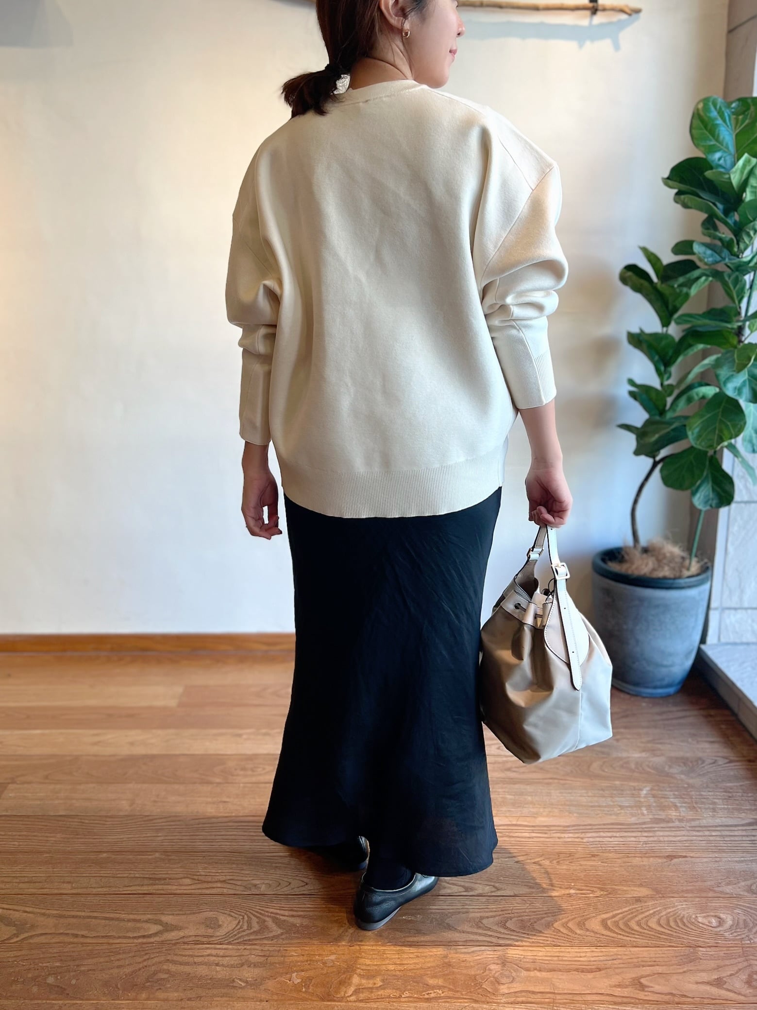 再再入荷！】Dignite collier / フェルトロゴニットプルオーバー | anouk