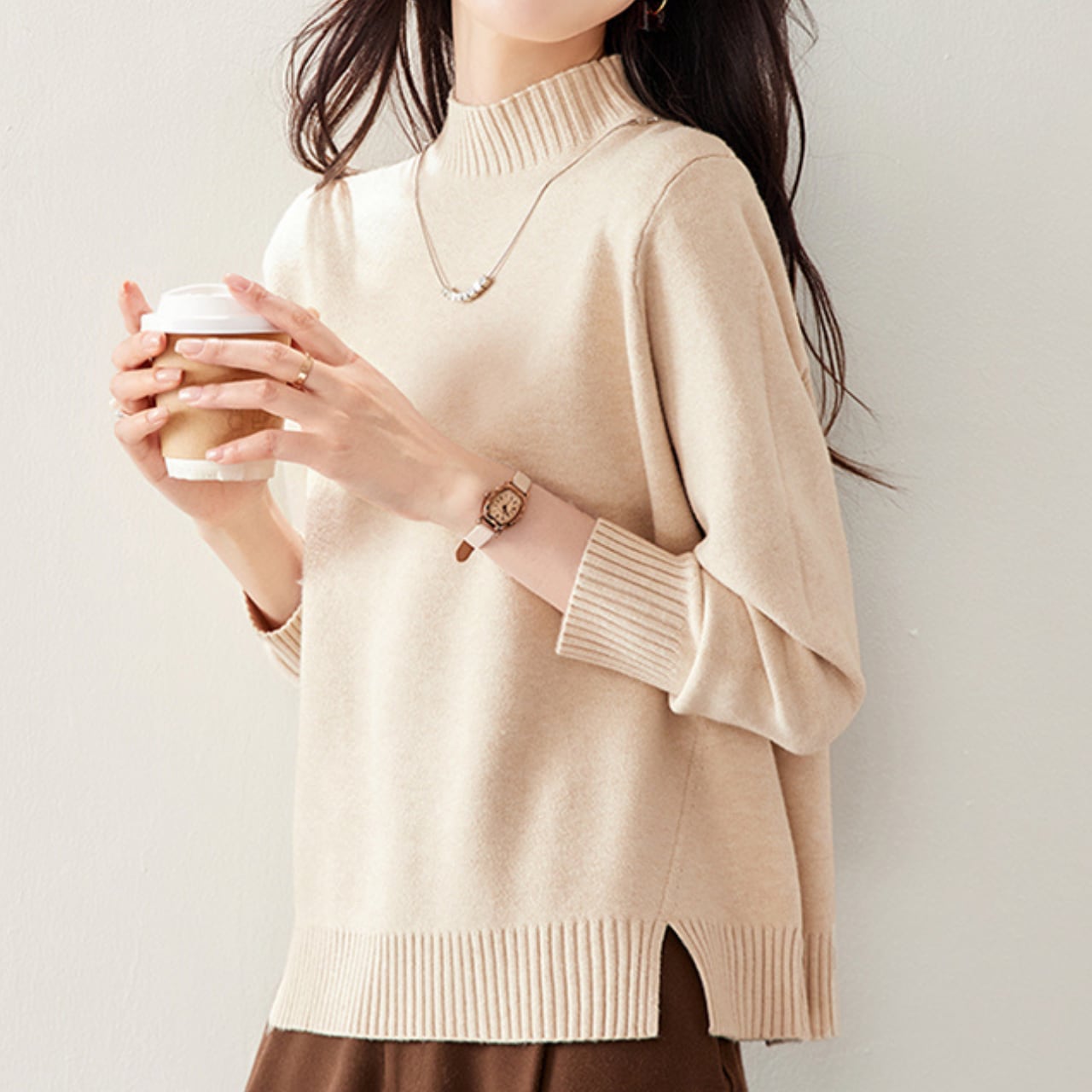 スリット入りモックネックリブニット Me1628