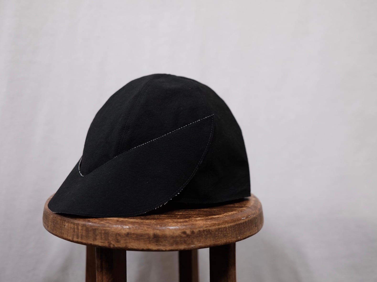 TISCAR ESPADAS 帽子 Tiscar Espadas” THE MOON HAT” | Lapel online store