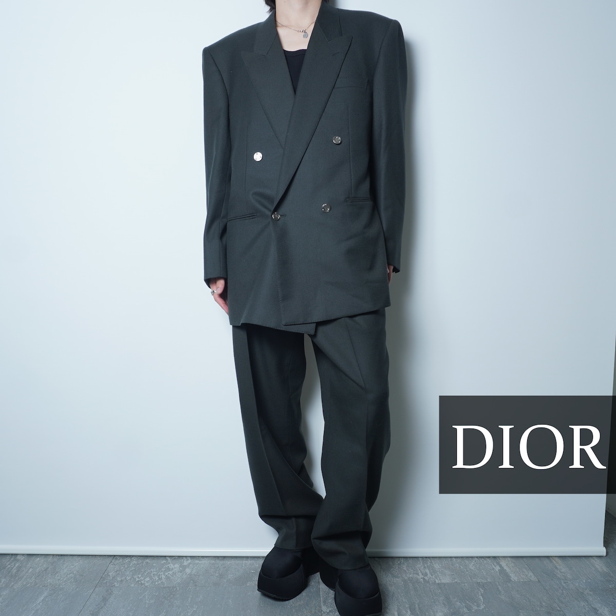 Christian Dior】クリスチャンディオール ”CDロゴメタルボタン”WOOL100
