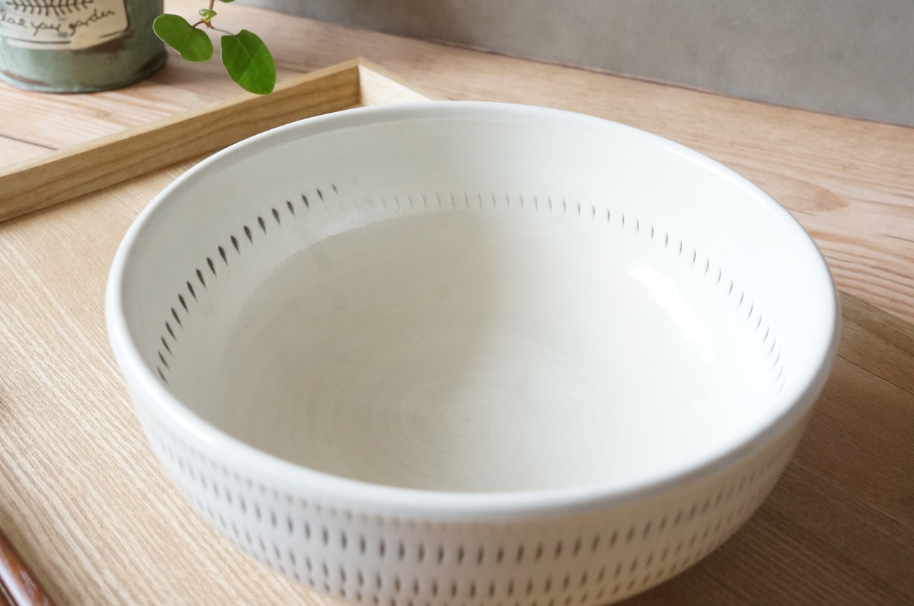 小石原焼　蔵人窯　中鉢　とびかんな　縁白　③　[29-462]