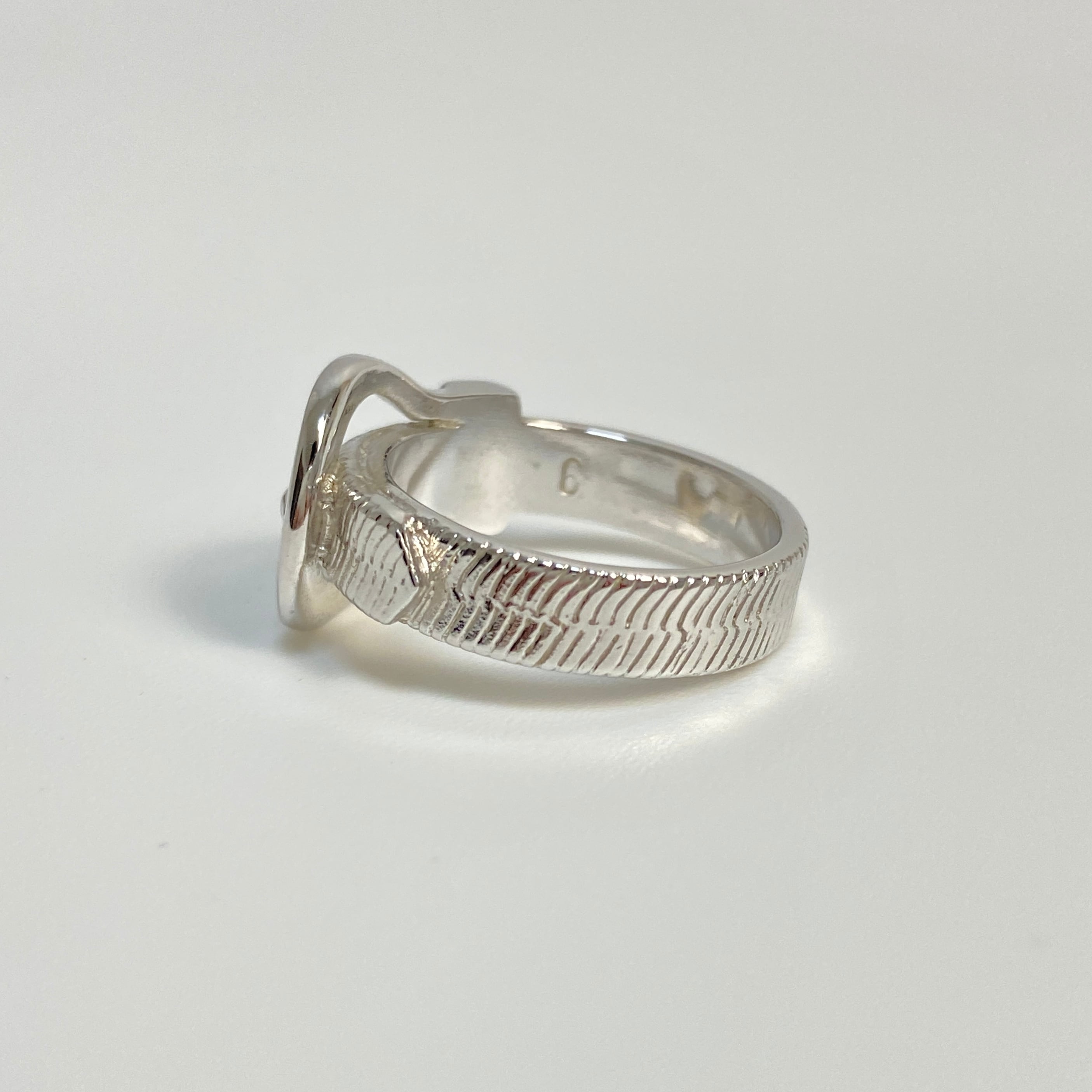 Christian Dior ディオール ベルトモチーフ リング シルバー 指輪