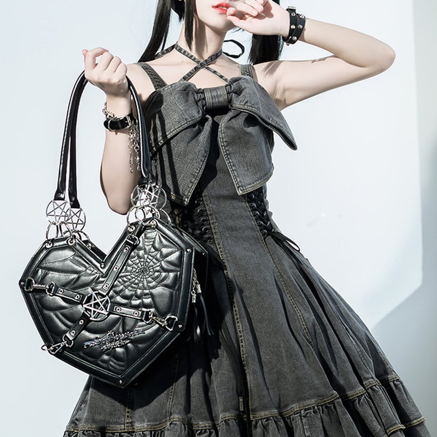 SALE☠﻿ KILLSTAR 五芒星 ショルダーバッグ 地雷 y2k ショルダーバッグ ハート 五芒星 メタルギア 闇かわいい 系｜天使と