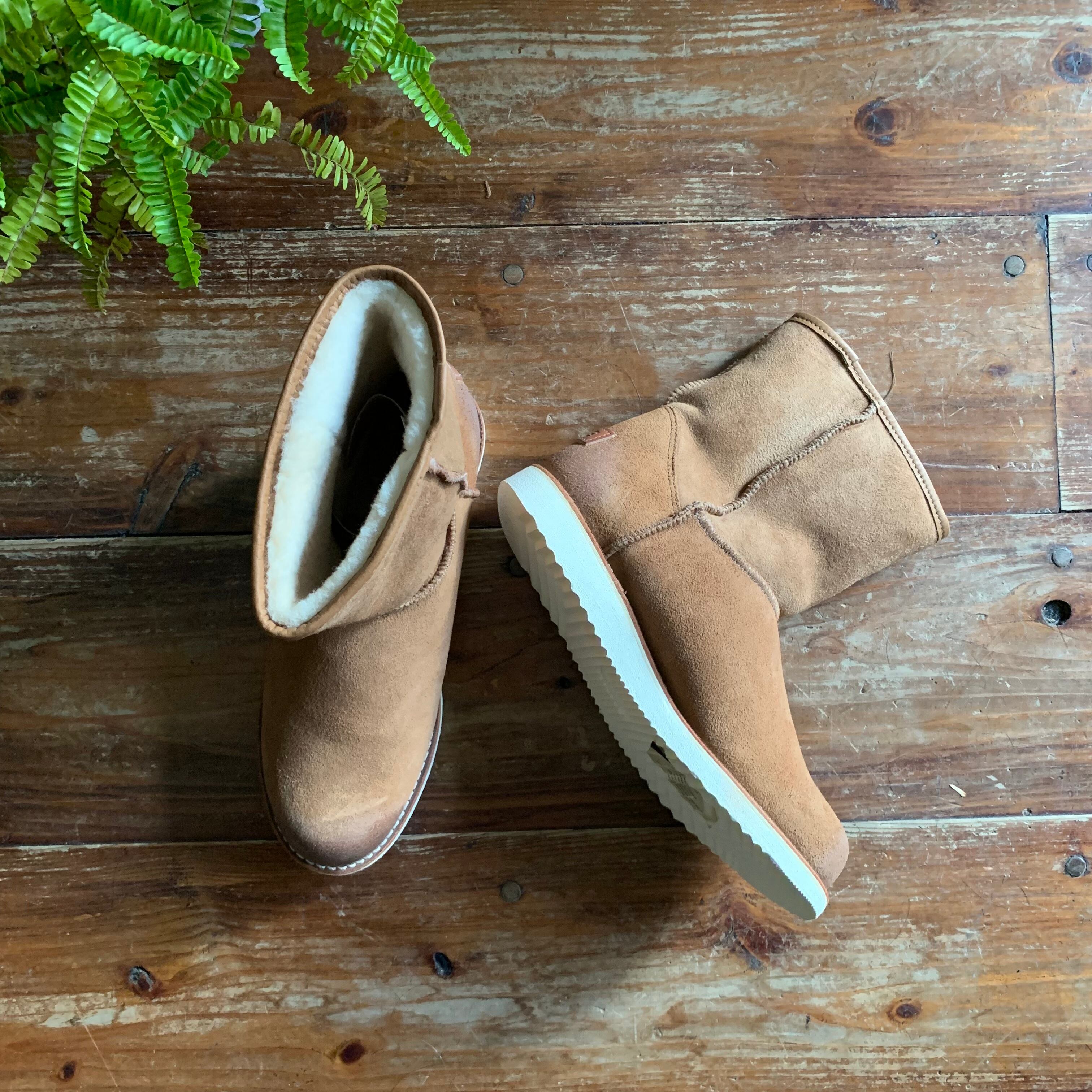 Ugg 1978 Limited "Gustin" Classic Boots/Made in USA/CHESTNUT/9