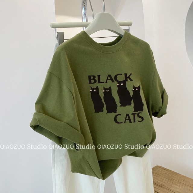 【QIAOZUOシリーズ】★Tシャツ★ 2color トップス 半袖 レディース コットン 猫 ねこ ネコ 猫柄 黒 白 青 緑 赤