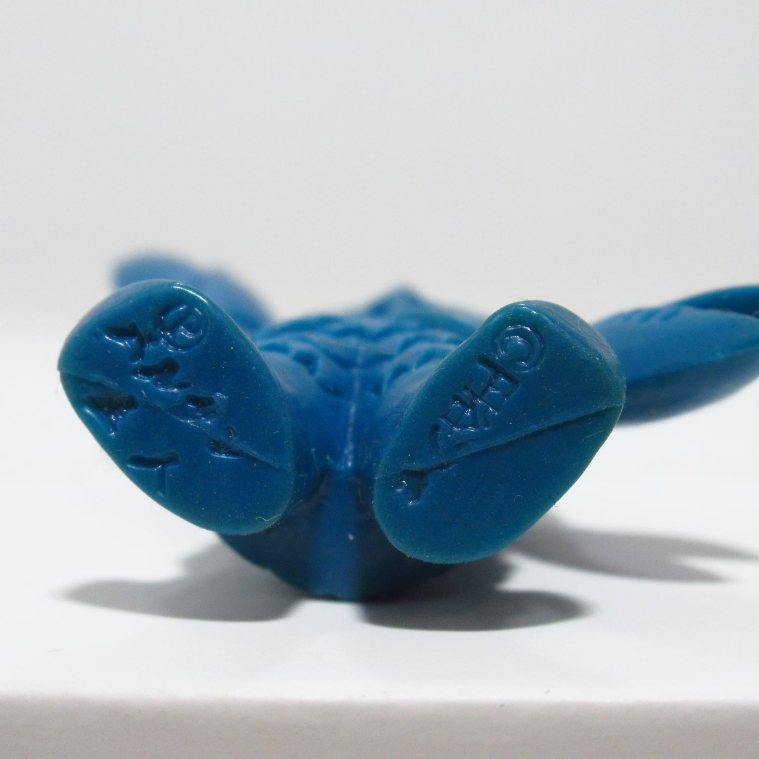 丸越 消しゴム 塩ビフィギュア ウルトラ怪獣 バルタン星人（色選べます