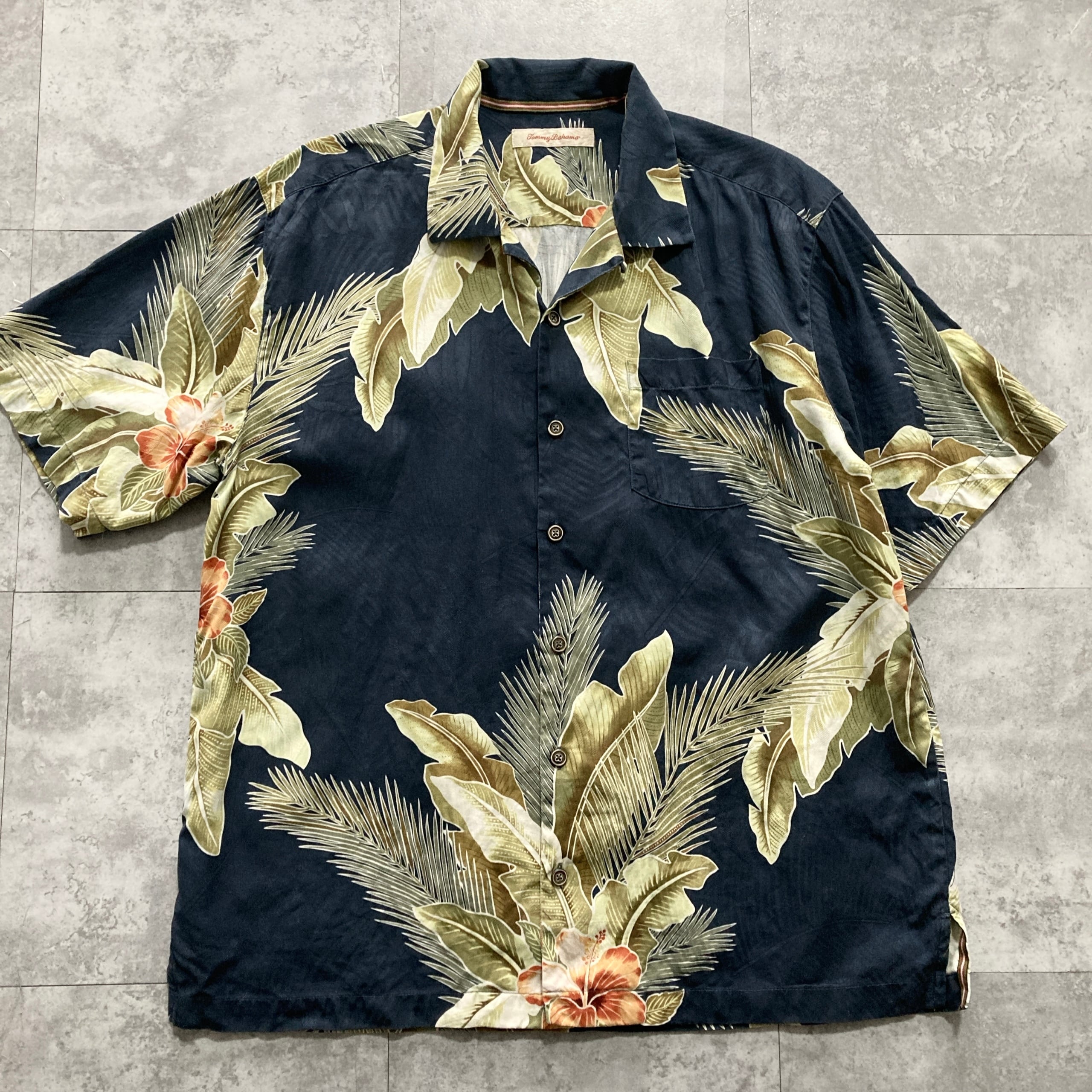 90s 00sトミーバハマ シルク開襟シャツ 黒 総柄 半袖 L オープンカラー Size.L】Tommy Bahama トミーバハマ シルク100% 総柄 開襟シャツ