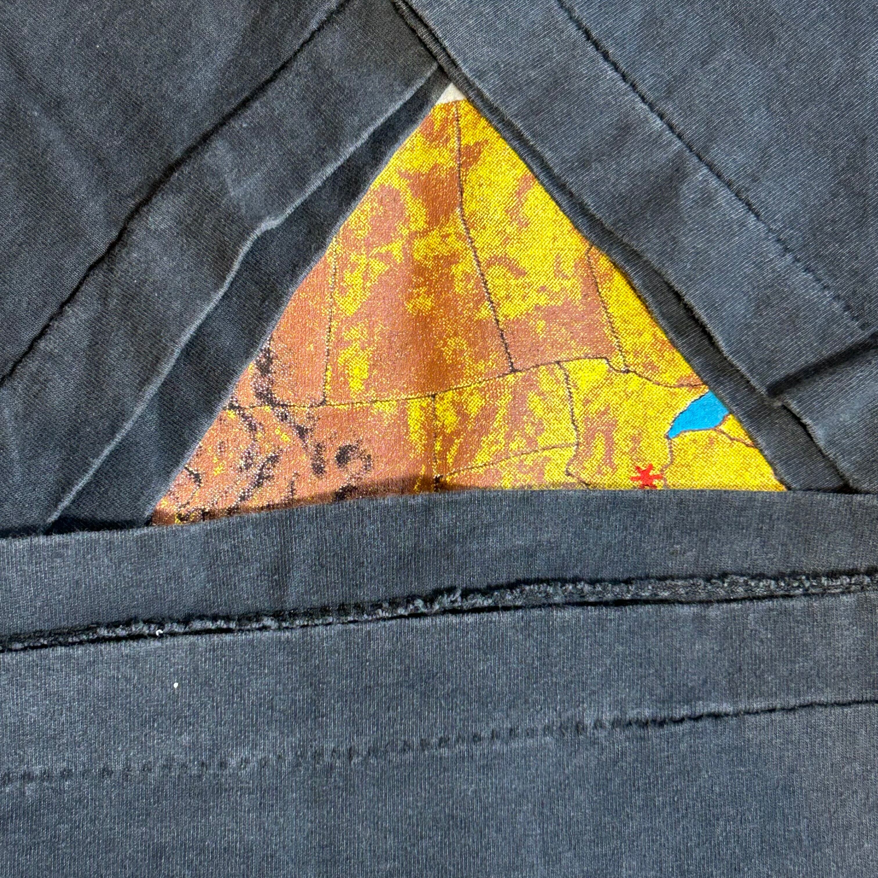 Vintage METALLICA GUNS N' ROSES TOUR 1992 TEE | RECEPTION SNEAKER