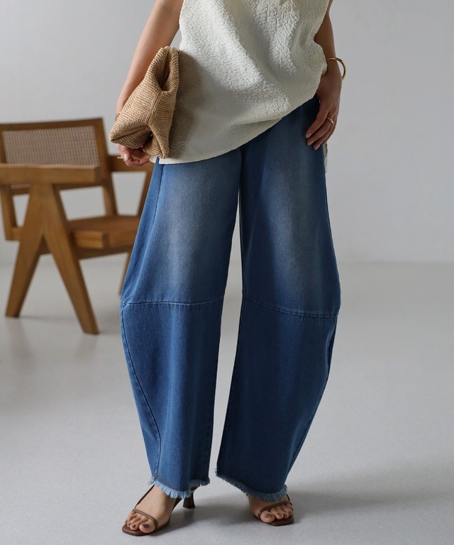 カーヴィーデニム