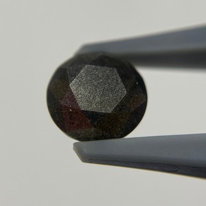 隕石（メテオライト）/ ルース, 7.8mm, 3.85cts