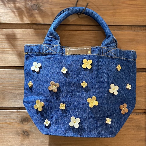 【限定価格￥3,960→￥2,970】No.842デニムランチバッグ(花色ゴールドブロンズ)　