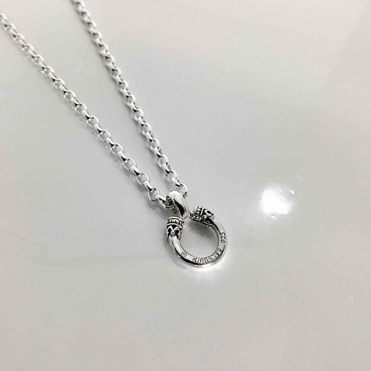 CROWN HORSESHOE NECKLACE / クラウンホースシューネックレス