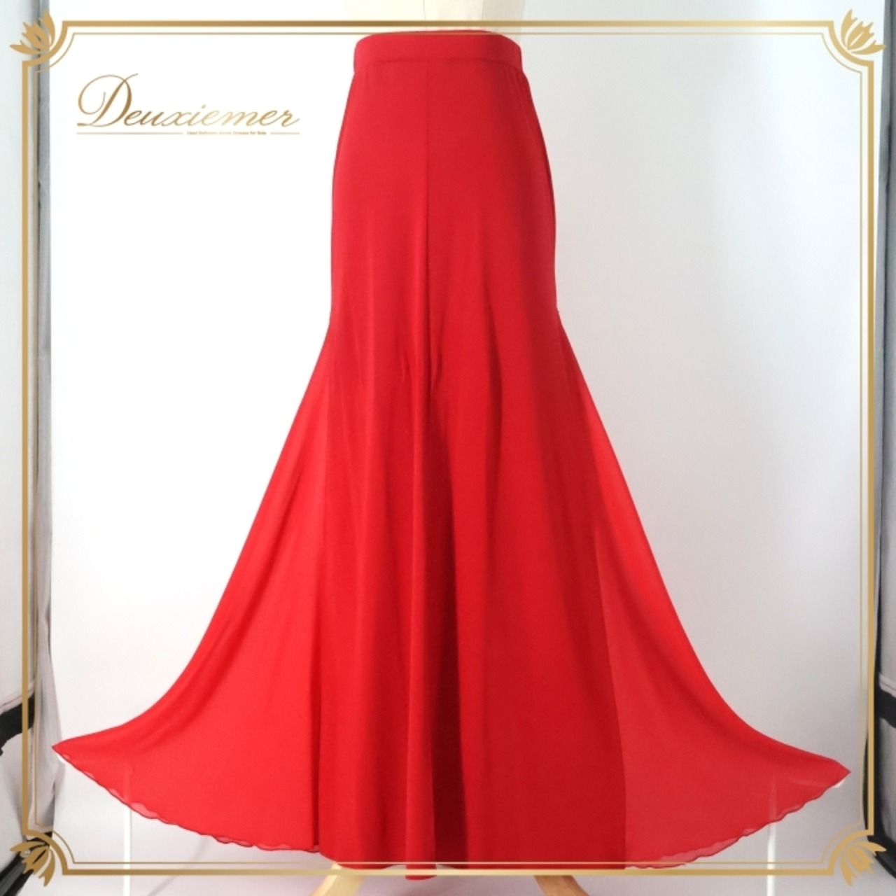 社交ダンス 衣装 スカート レッド系 チャコット Chacott 赤 レッスン 練習 上品 日本製 シンプル 無地 ダンス衣装 華やか 鮮やか かわいい おしゃれ シルエット エレガント コーディネート フォーマル ストレッチ 大人用 女性用 着まわし 柔らかい 軽い ダンス教室