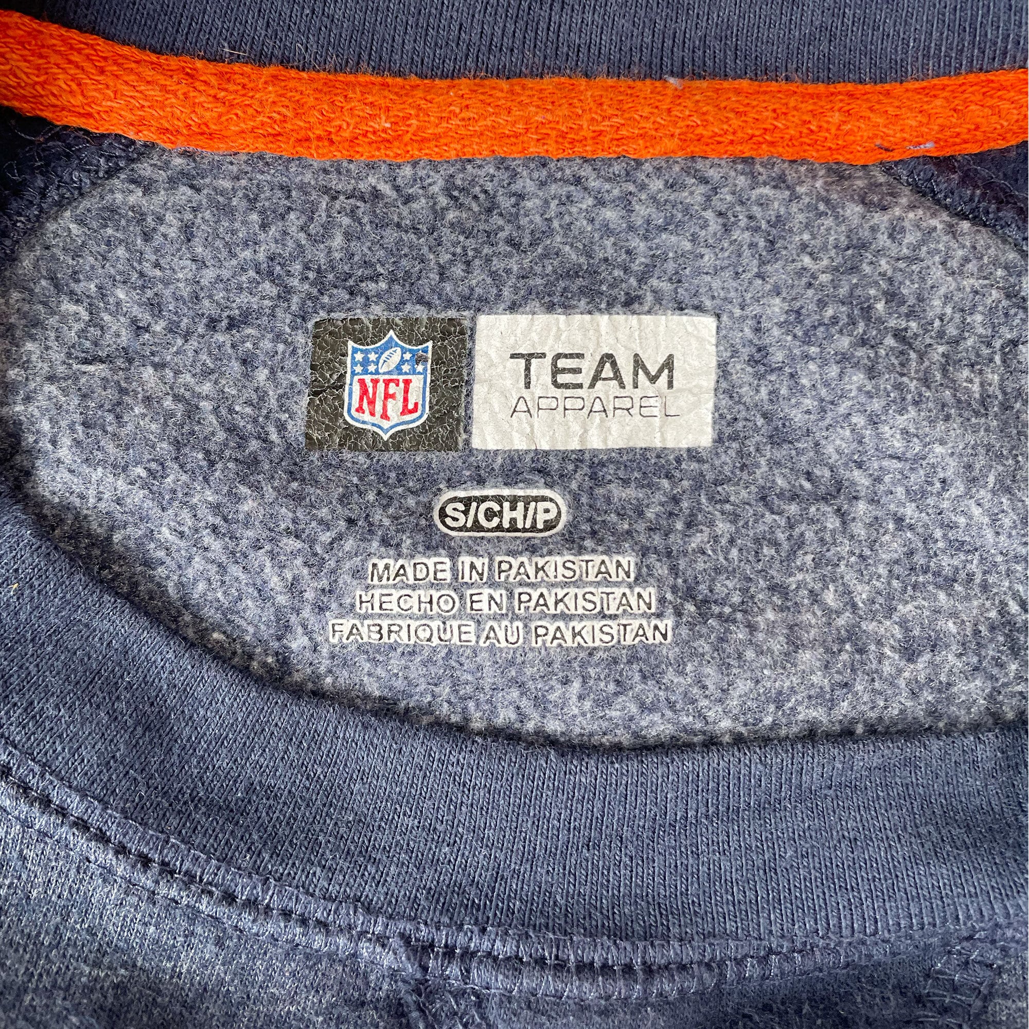 古着》NFL TEAM APPAREL デンバー・ブロンコス チームロゴ 古着》NFL TEAM APPAREL デンバー・ブロンコス チームロゴ