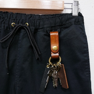 ( BLACK ) BELT LOOP KEY CHAIN