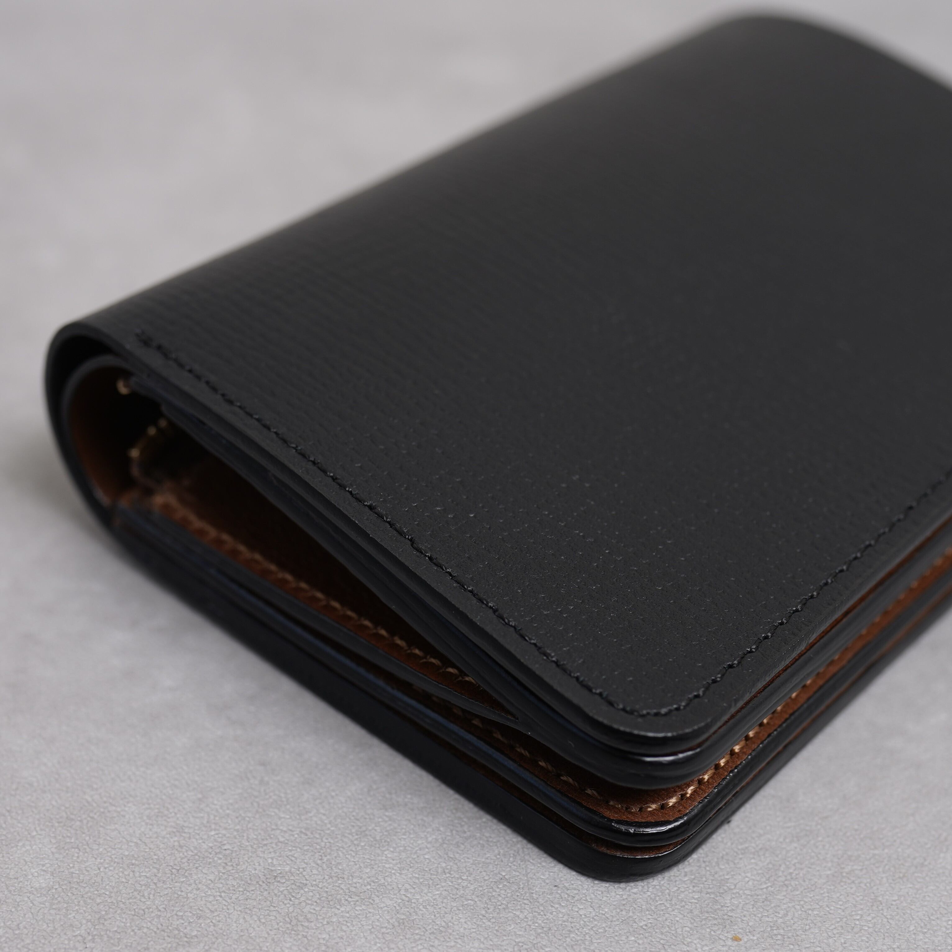 forme / Short wallet -Serpentine- forme / Short wallet -Serpentine-