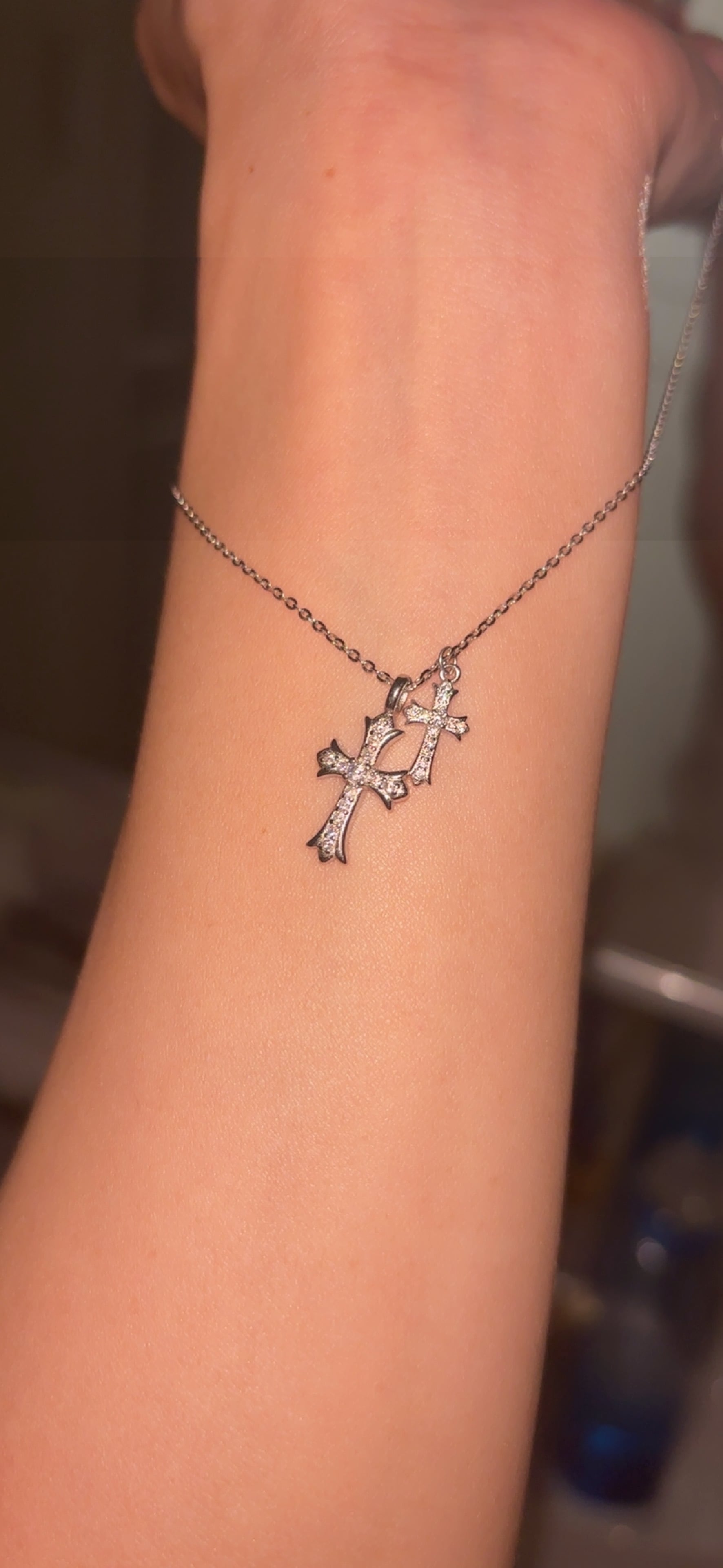 double cross necklace | milcy（ミルシー） 大人フェミニン