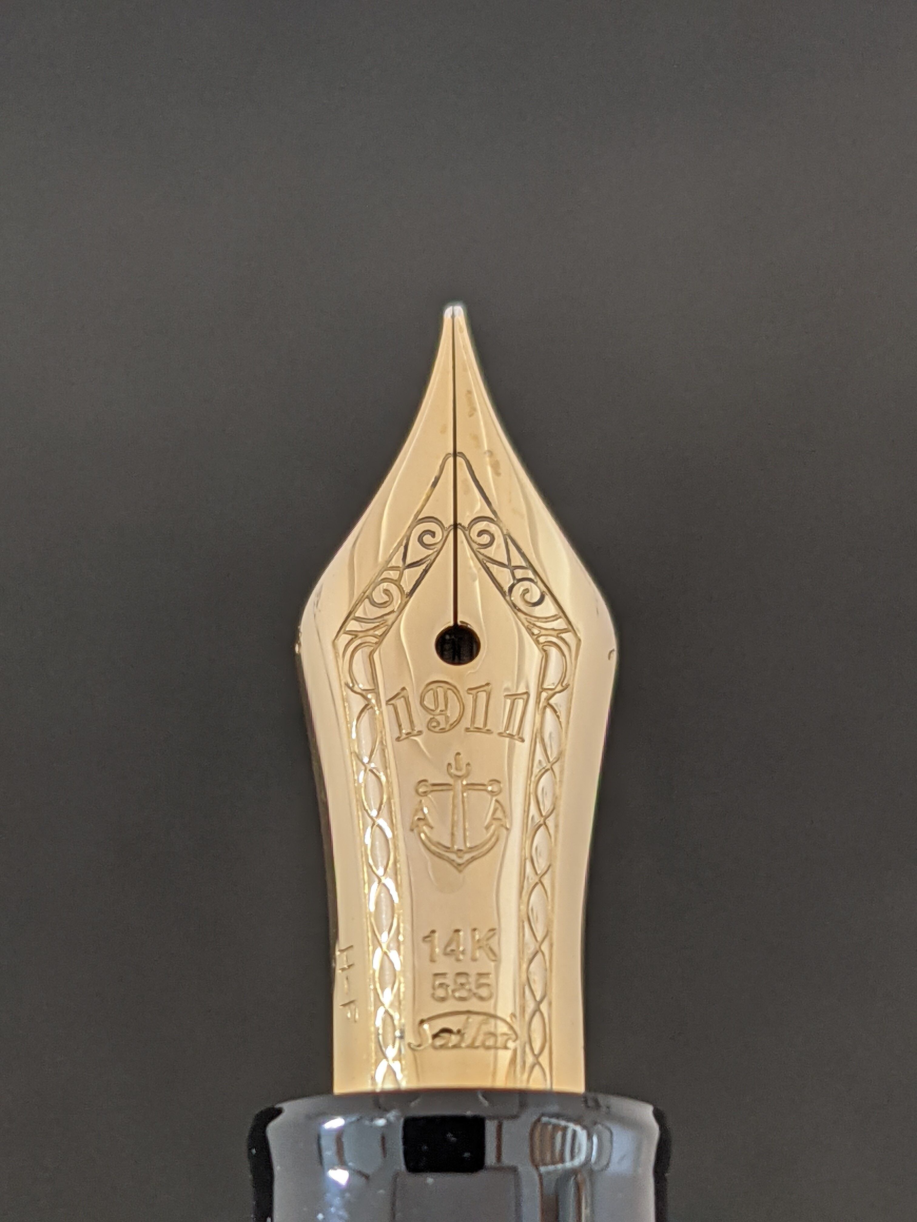 セーラー万年筆 プロフェッショナルギアスリム 金 SAILOR （細字） 14K