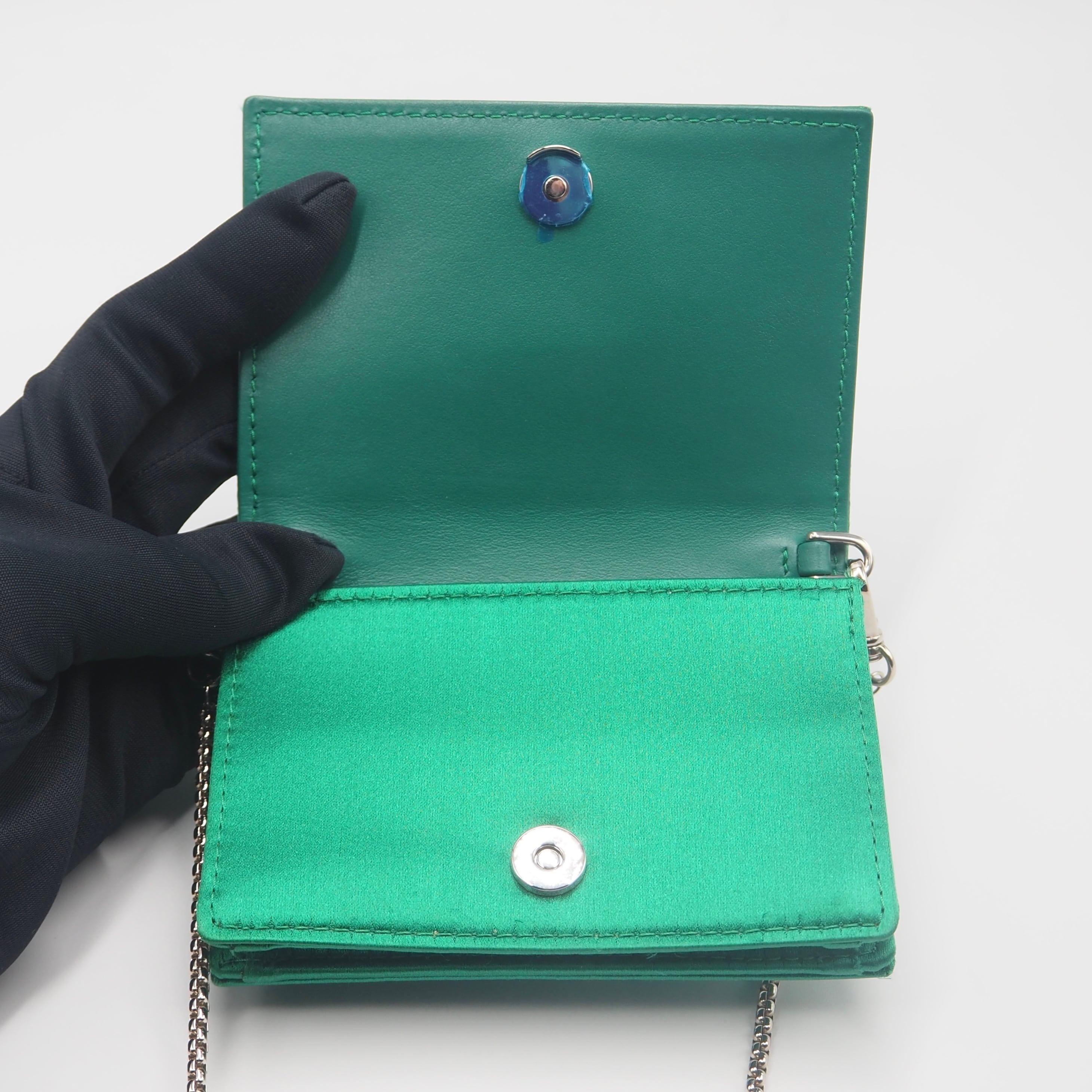 PRADA pre owned flapカードケース レザー グリーン プラダ 付属品付き