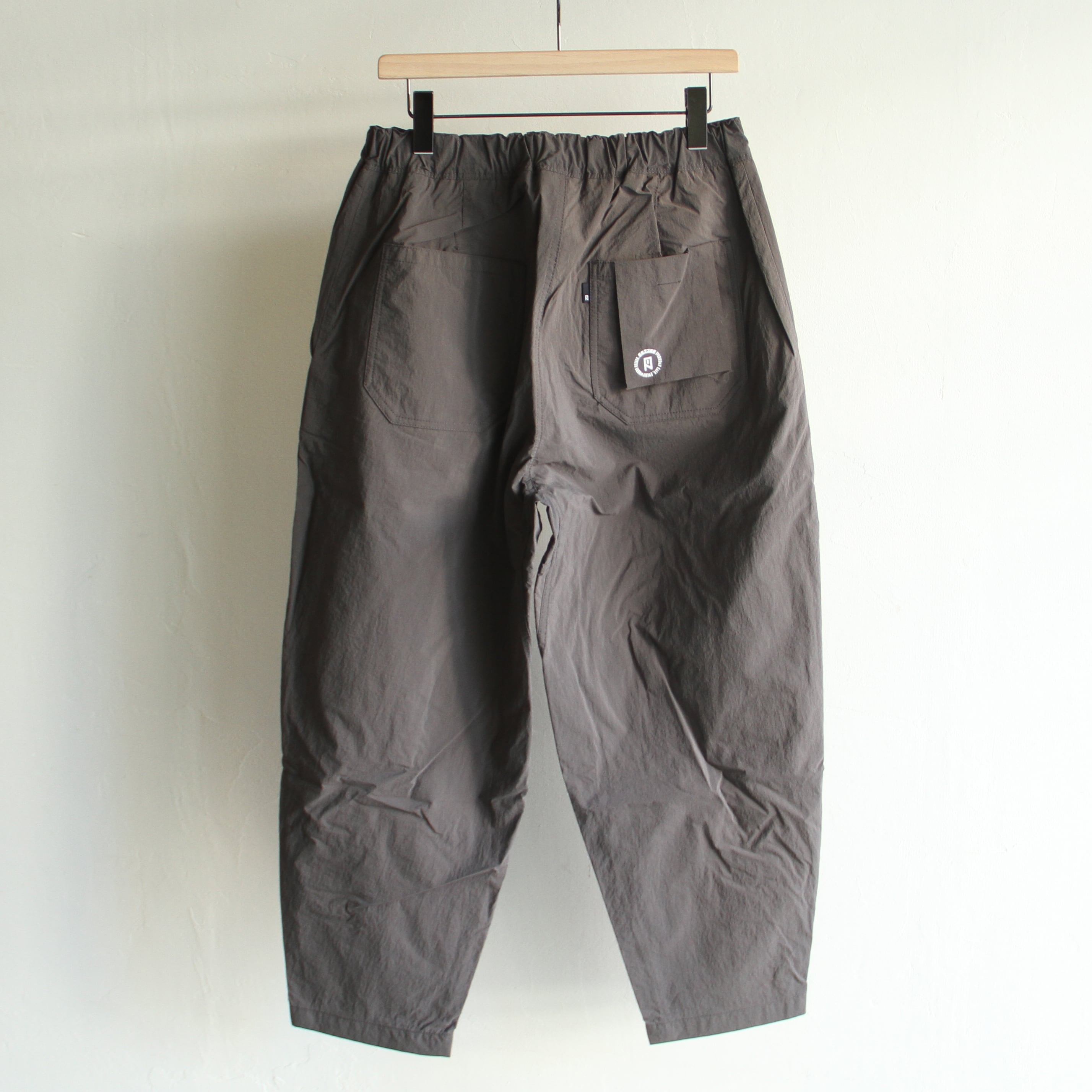 れ EEZZEE Swifty nylon pants | Terminal
