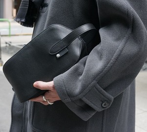 Sacoche cubi que / (CUBE POUCH)【BLACK】