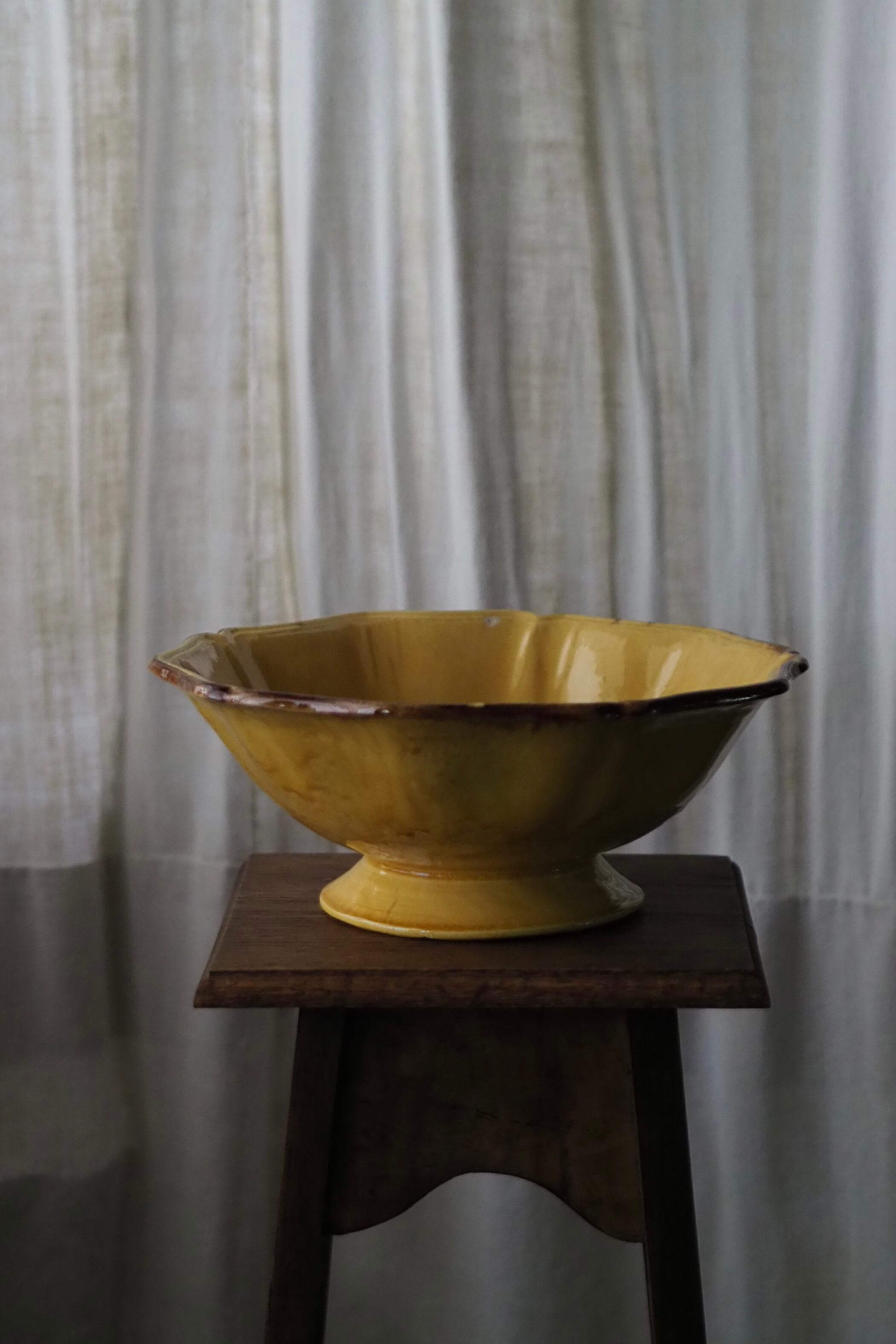 南仏の大きな高台杯-antique pottery bowl | アンティーク