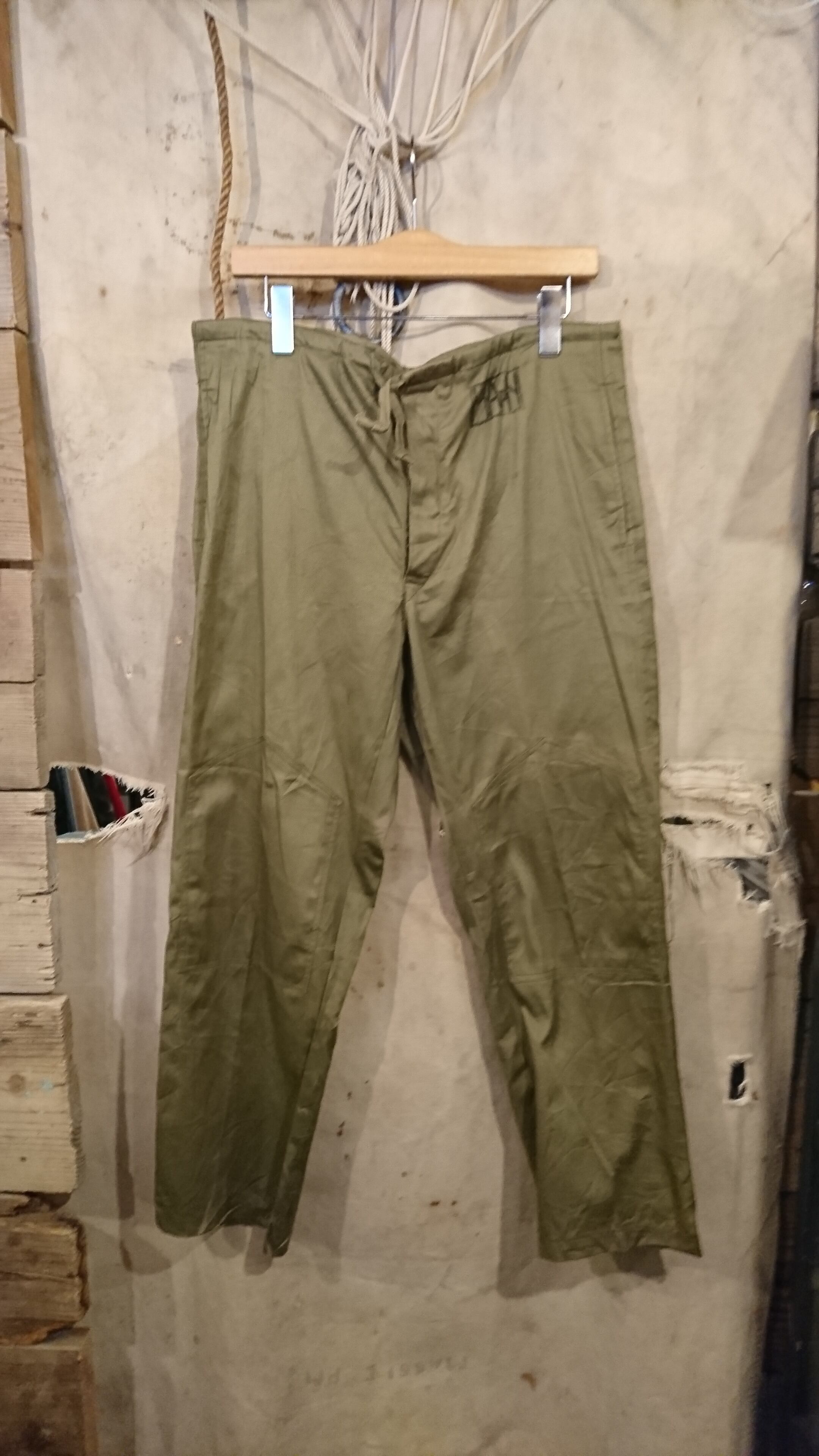 "ROUMANIA MILITARY EASY WORK PANTS" DEAD STOCK 24