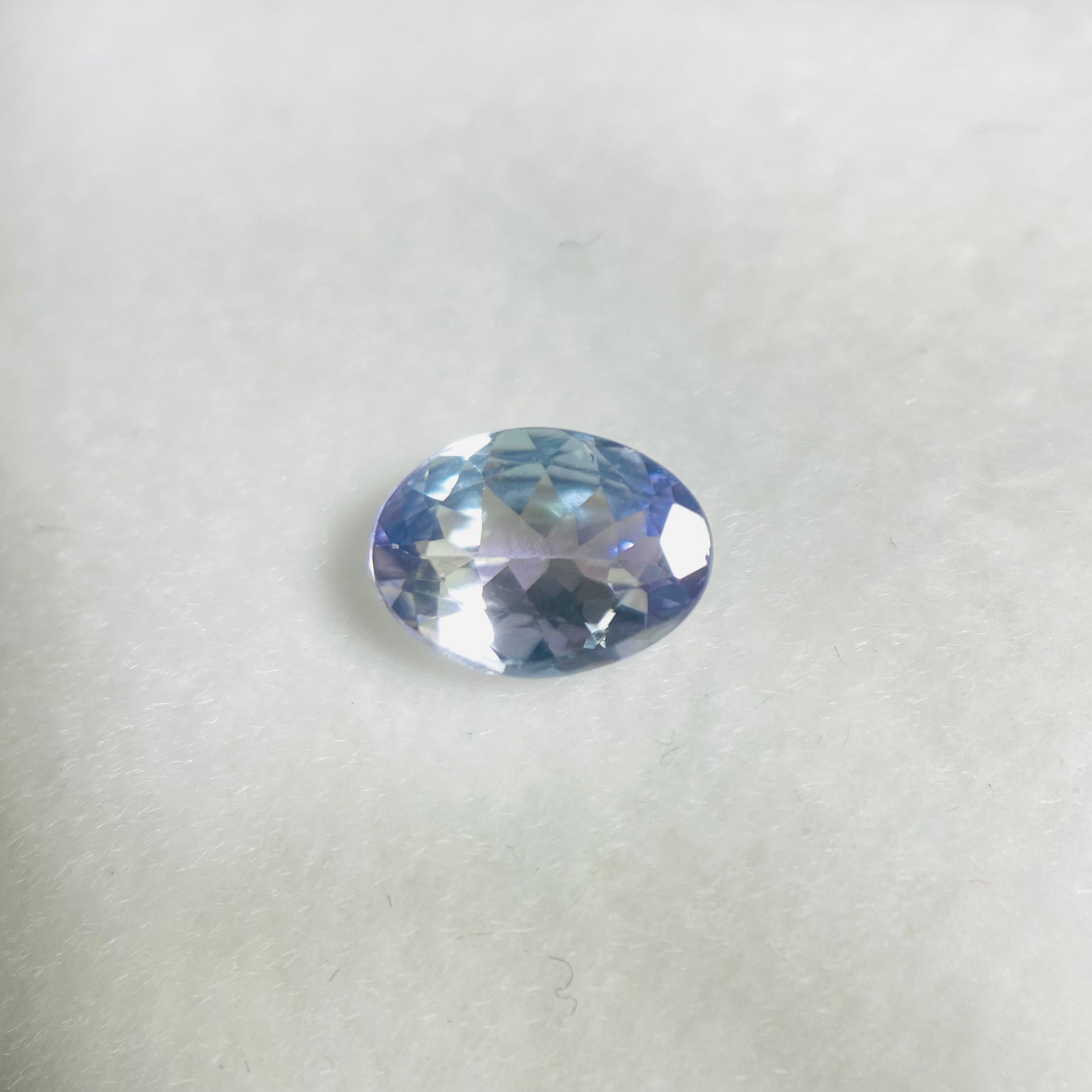 夏に凛と咲く花 バイカラーゾイサイト