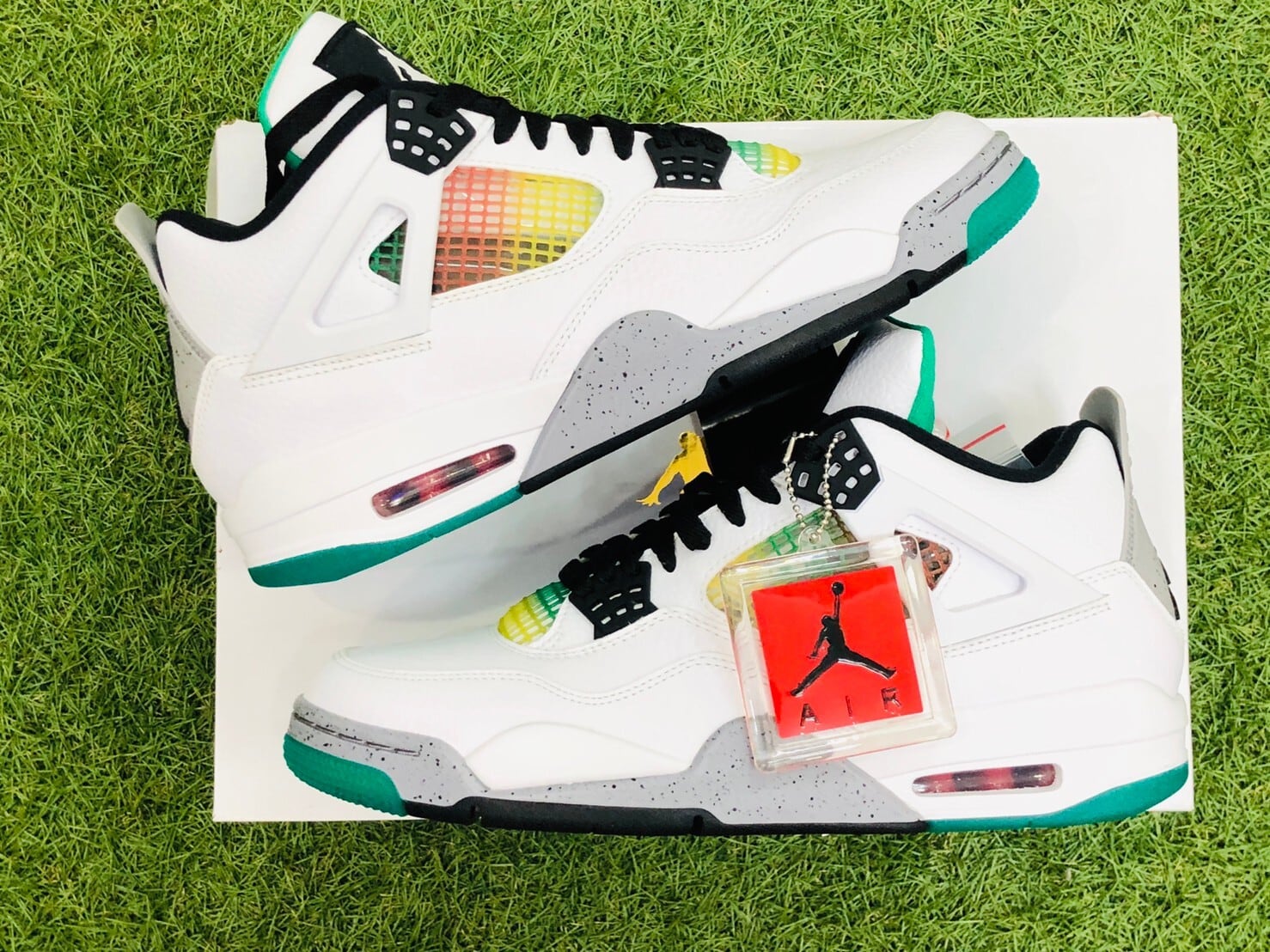 NIKE WMNS AIR JORDAN 4 RETRO LUCID GREEN 29cm AQ9129-100 90JJ0083 