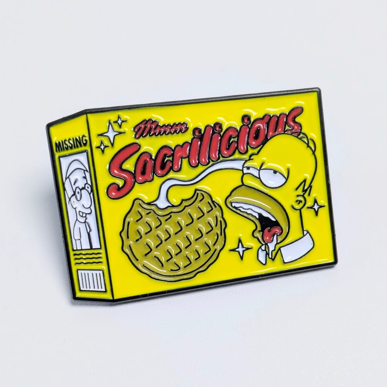 ♧送料無料！ ★ピンズ PINS★ピンバッジ 【The Simpsons（ザ シンプソンズ）ホーマー 】『 Mmm... Sacrilicious 』ワッフル〚アメリカン雑貨 アメトイ〛