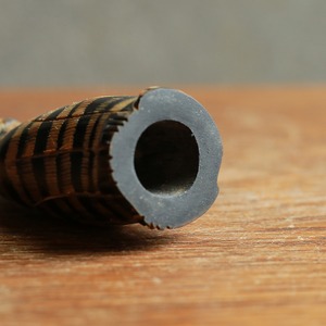 水牛の角から生まれた、艷やかなしま猫 9