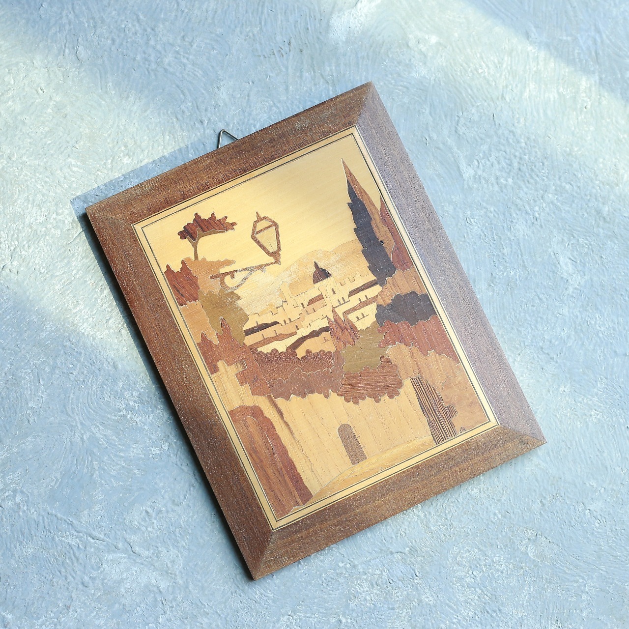 象嵌細工 木象嵌 壁掛け ヴィンテージ｜ヨーロッパの街並みを描いた温もりのある木製アートパネル