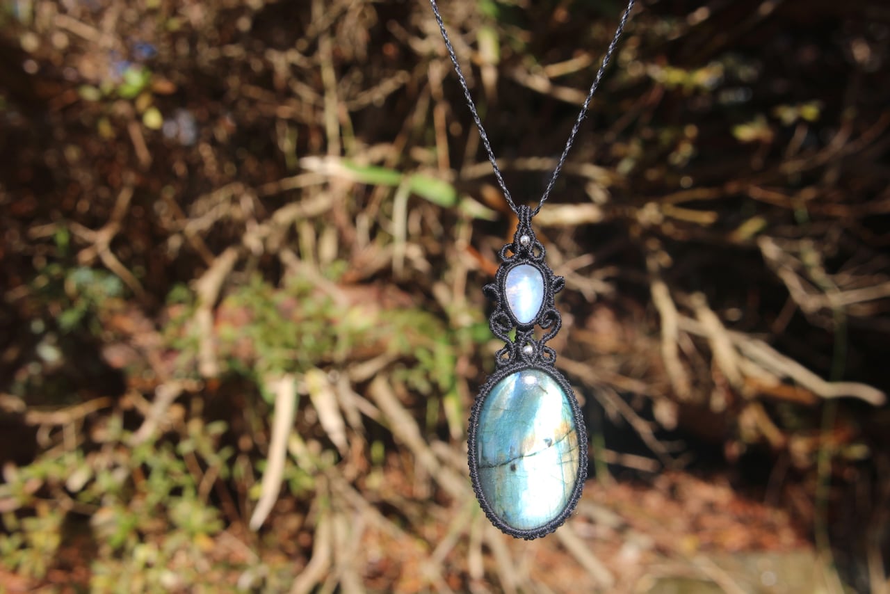 Multi color labradorite & Rainbow moonstone micro macrame pendant