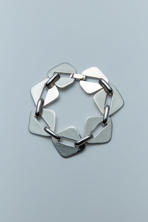 NOAARK / Carncion Diamonds Small Plain Bracelet (B108)