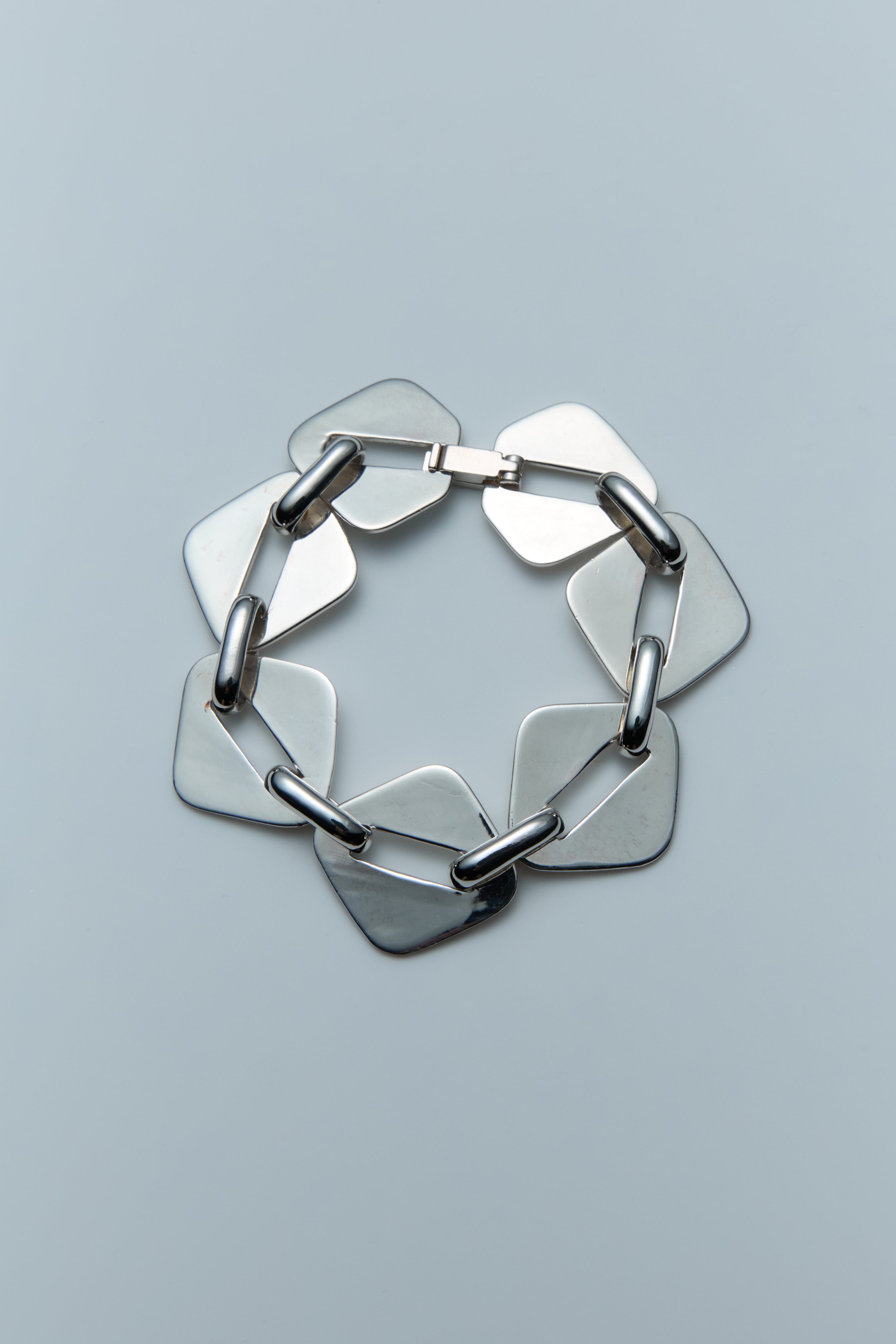 NOAARK / Carncion Diamonds Small Plain Bracelet (B108)