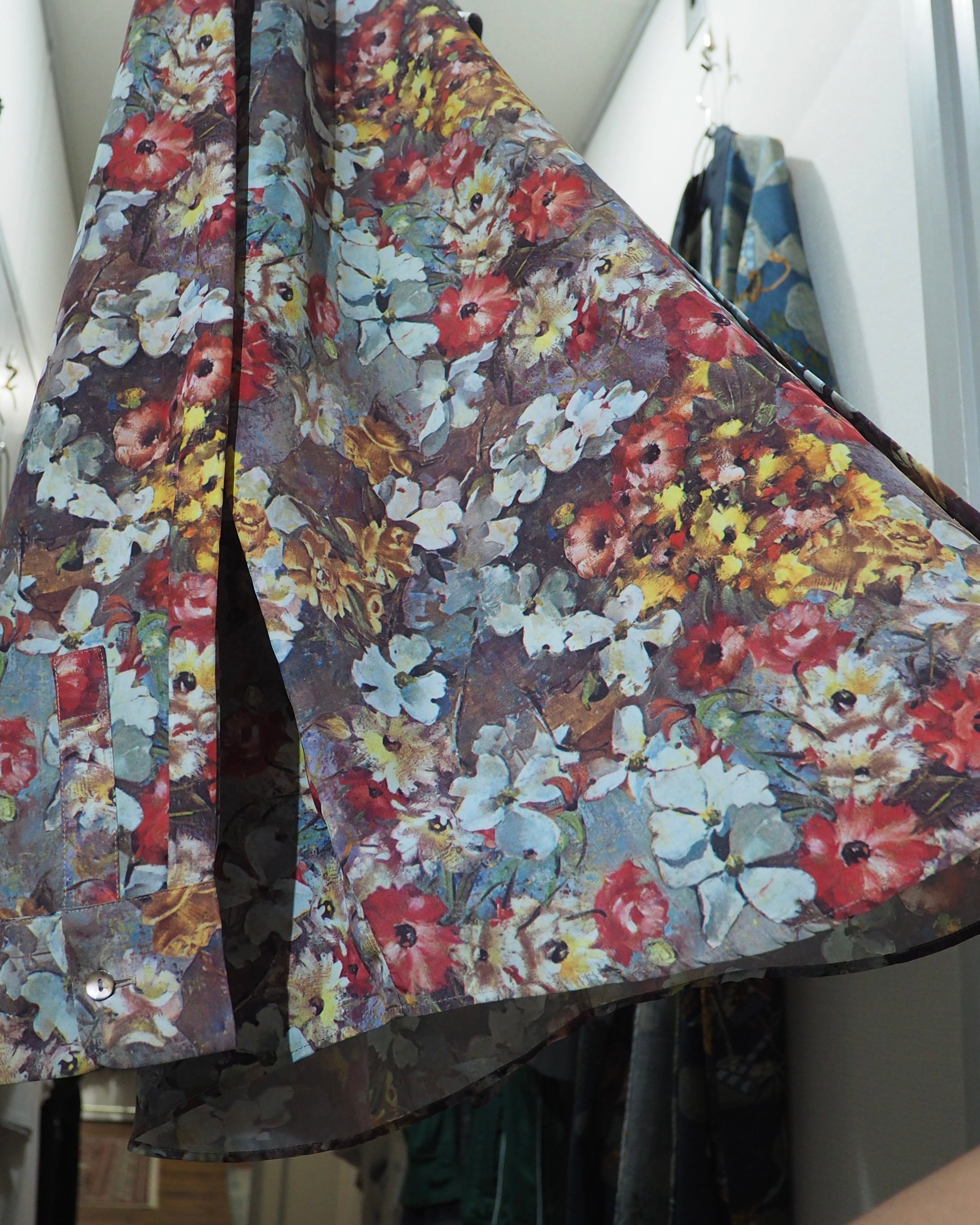Beautiful Luxury Flower All Over Pattern Vintage Open Collar Shirt
